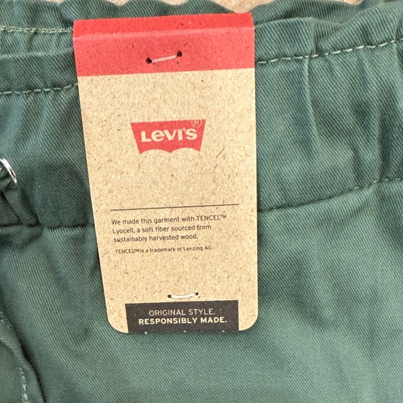 Levi's Dark Green Women’s Joggers - Picture 3 of 14